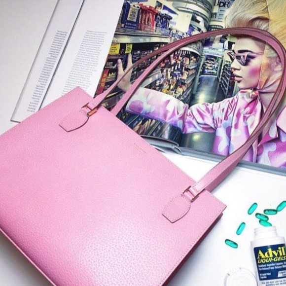 Kate Spade Satchel - Picture 1 of 2